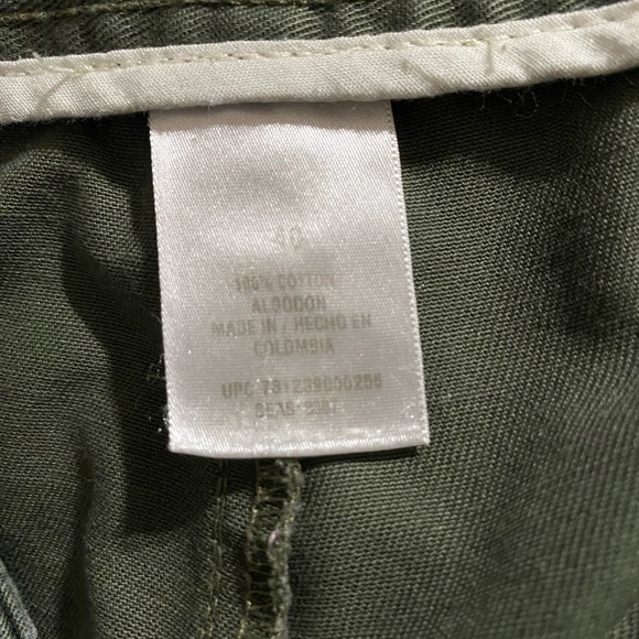 Basic Editions Men's Pleated Twill Olive Green Shorts Size 40 - Picture 11 of 11